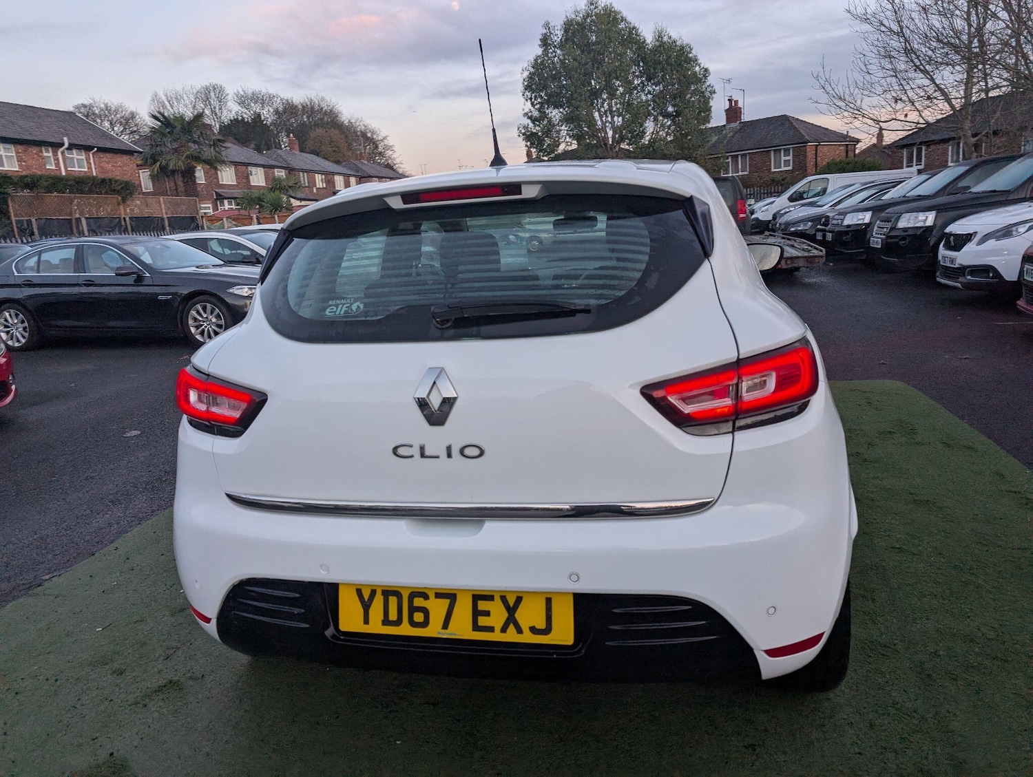 Used Renault Clio 2017 for sale - 76780610: Photo 20