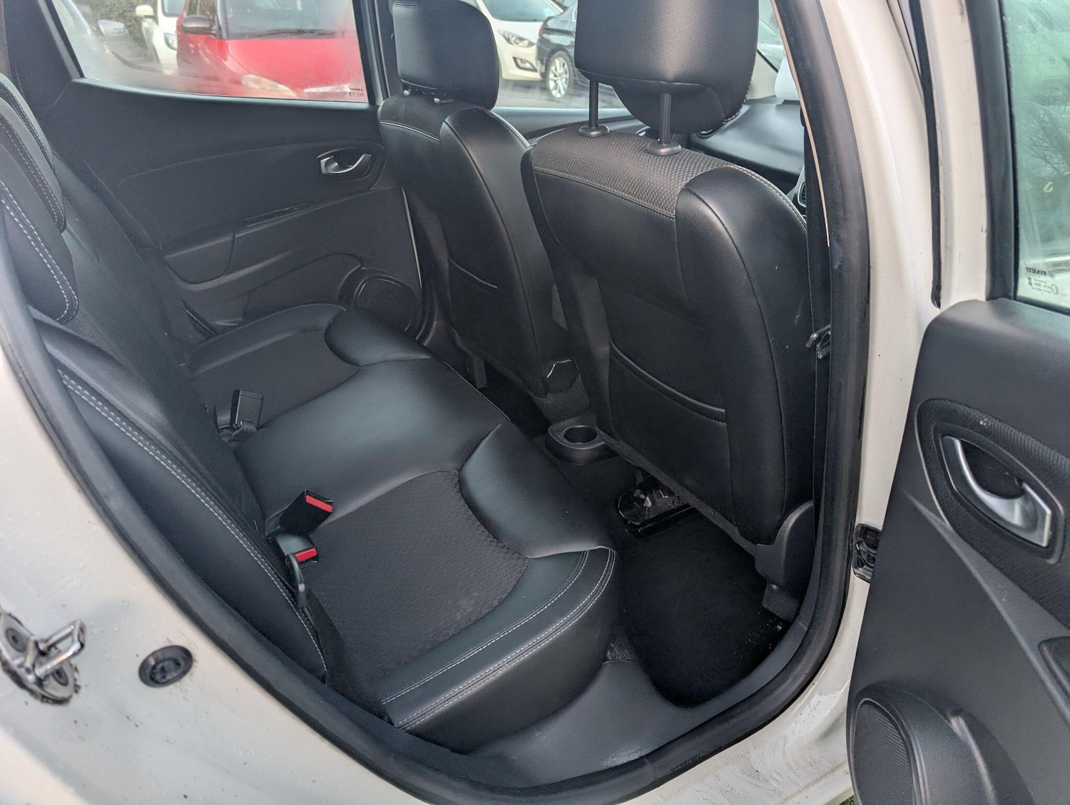 Used Renault Clio 2017 for sale - 76780610: Photo 42