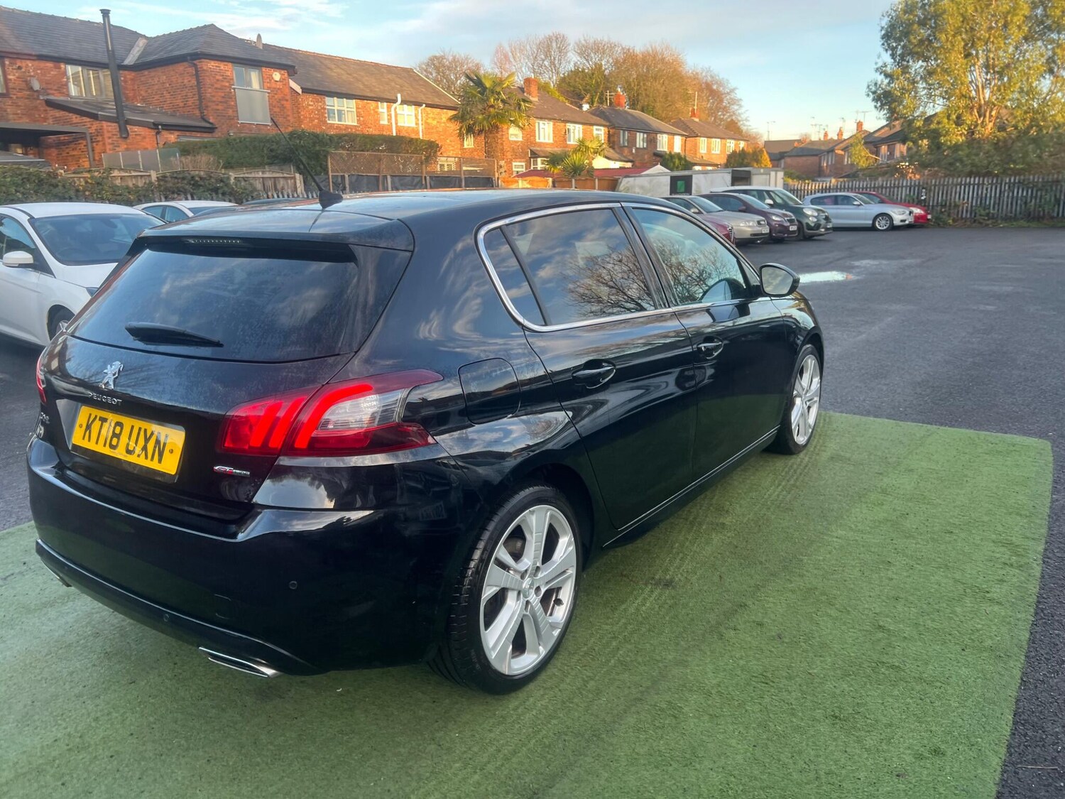 Used Peugeot 308 2018 for sale - 76942368: Photo 32