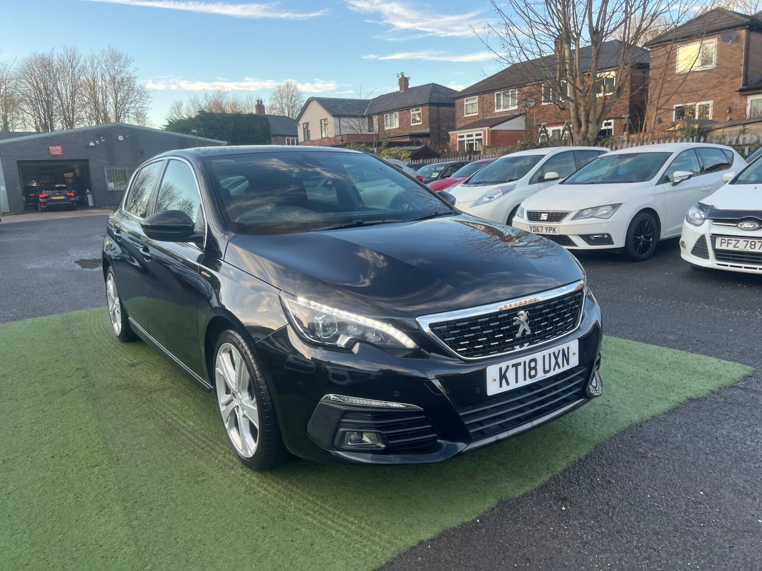 Used Peugeot 308 2018 for sale - 76942368: Photo 4