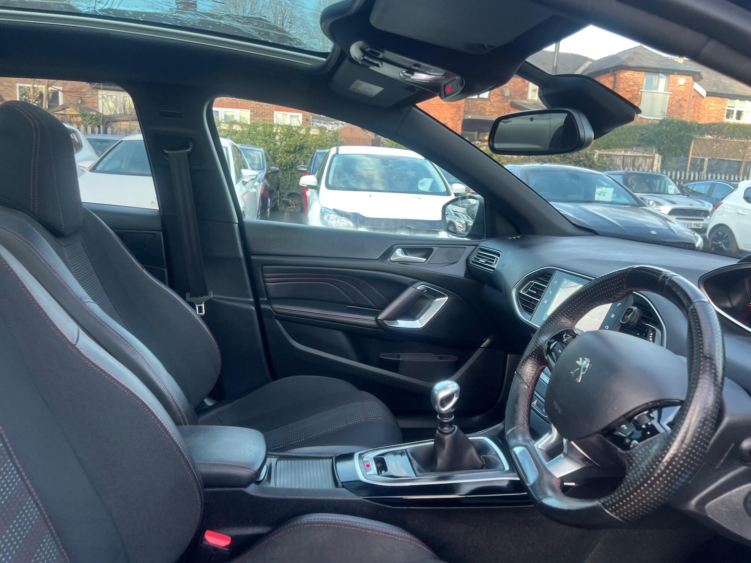 Used Peugeot 308 2018 for sale - 76942368: Photo 43