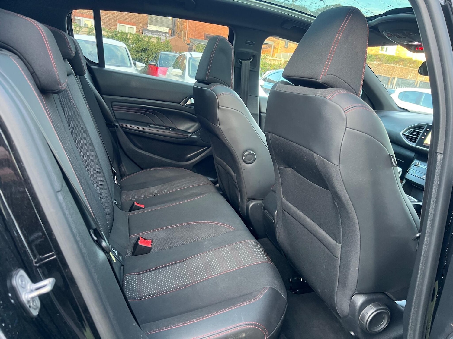 Used Peugeot 308 2018 for sale - 76942368: Photo 48