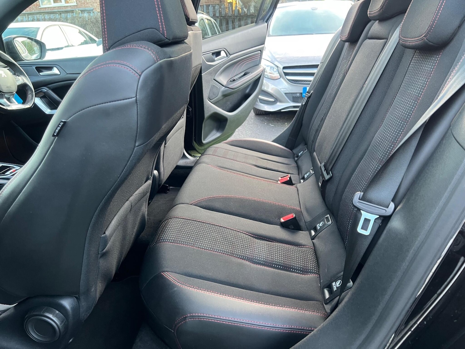 Used Peugeot 308 2018 for sale - 76942368: Photo 50