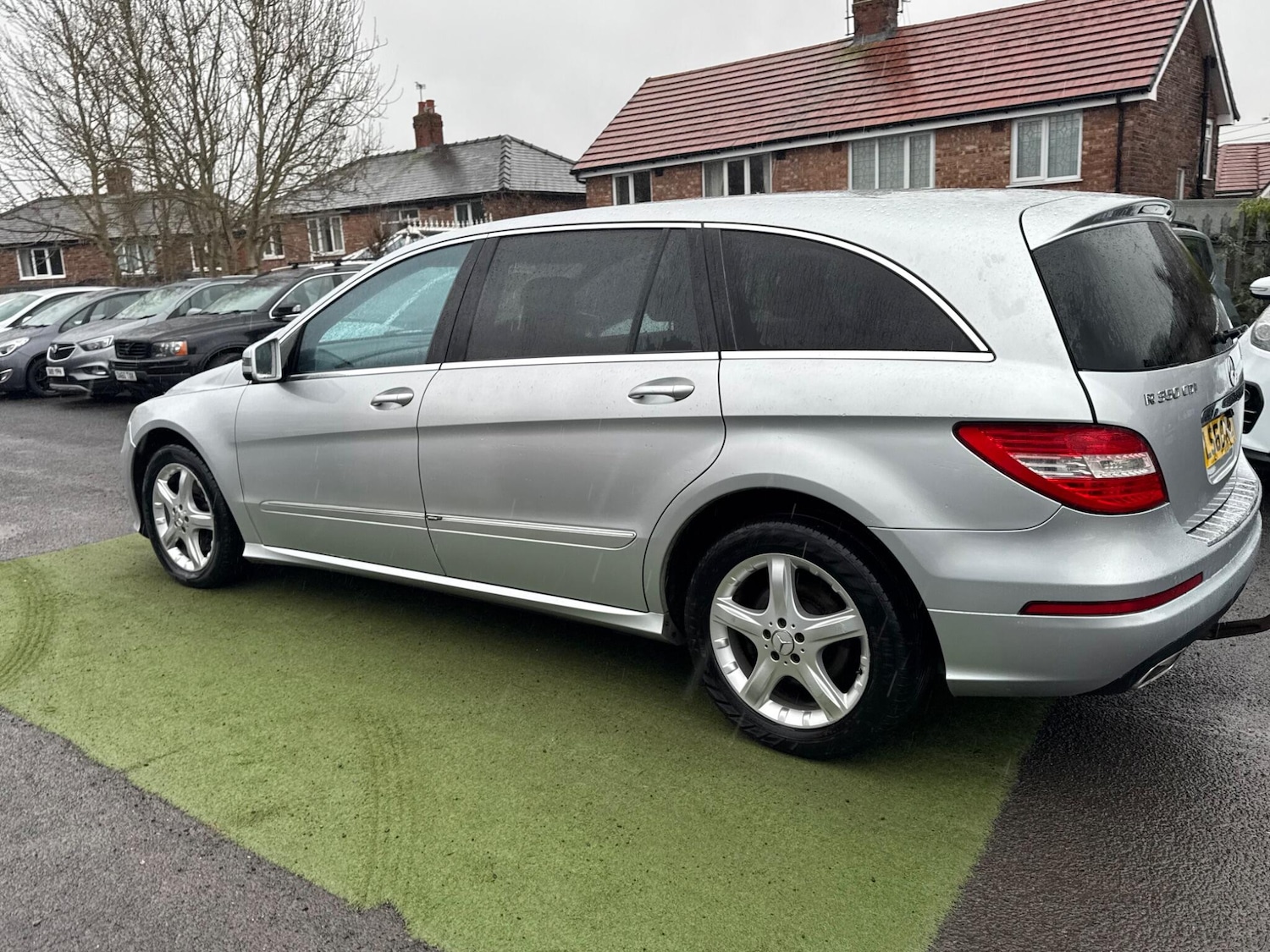 Used Mercedes-Benz R Class 2010 for sale - 77330633: Photo 27