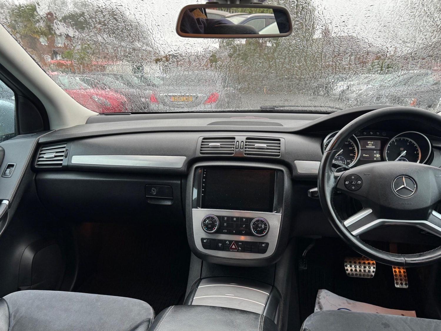 Used Mercedes-Benz R Class 2010 for sale - 77330633: Photo 49