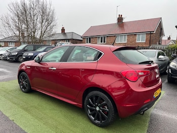 Used Alfa Romeo Giulietta 2012 for sale - 77523508: Photo