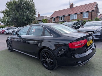 Used Audi A4 2013 for sale - 75858190: Photo