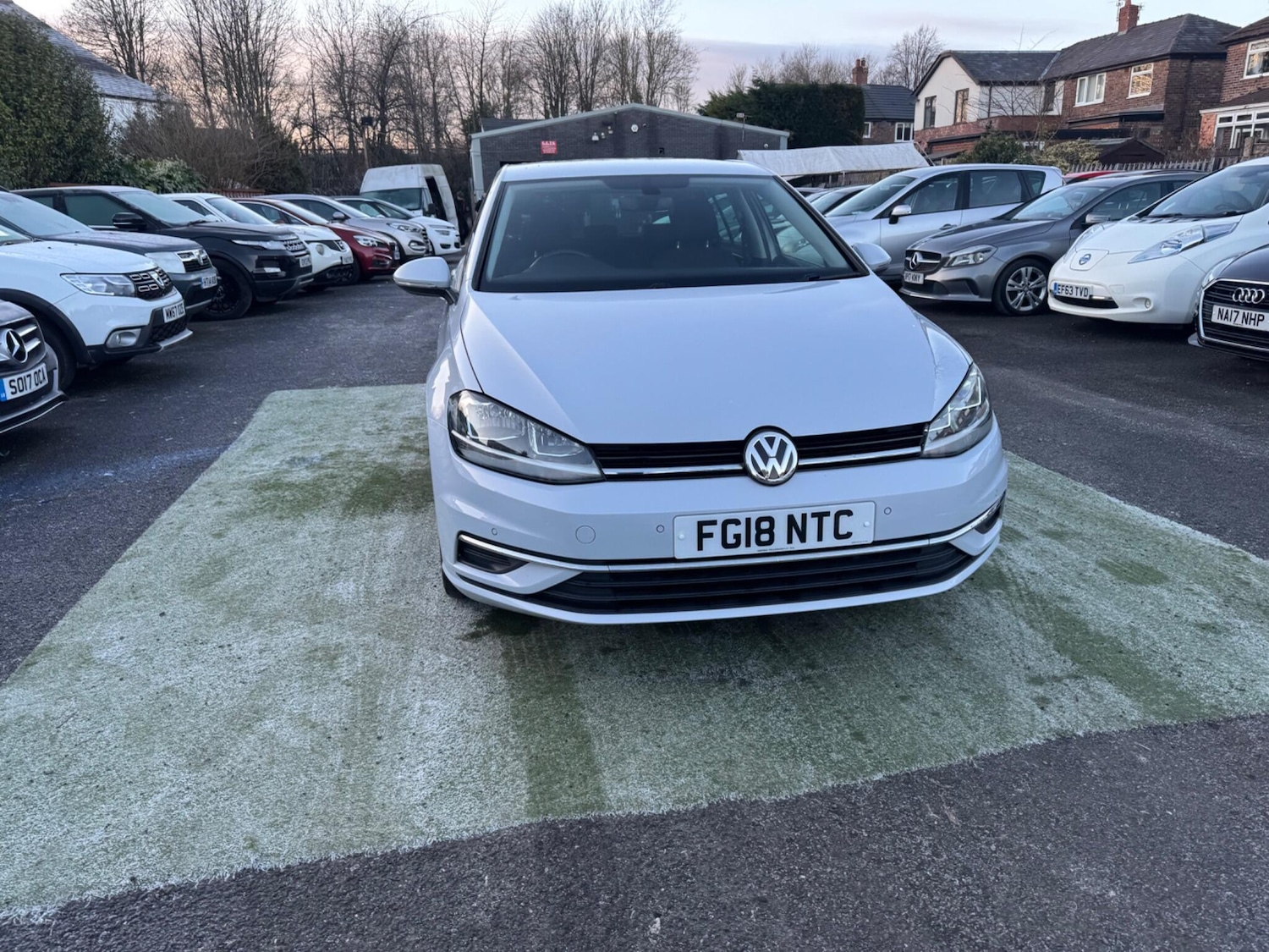 Used Volkswagen Golf 2018 for sale - 77120036: Photo 2