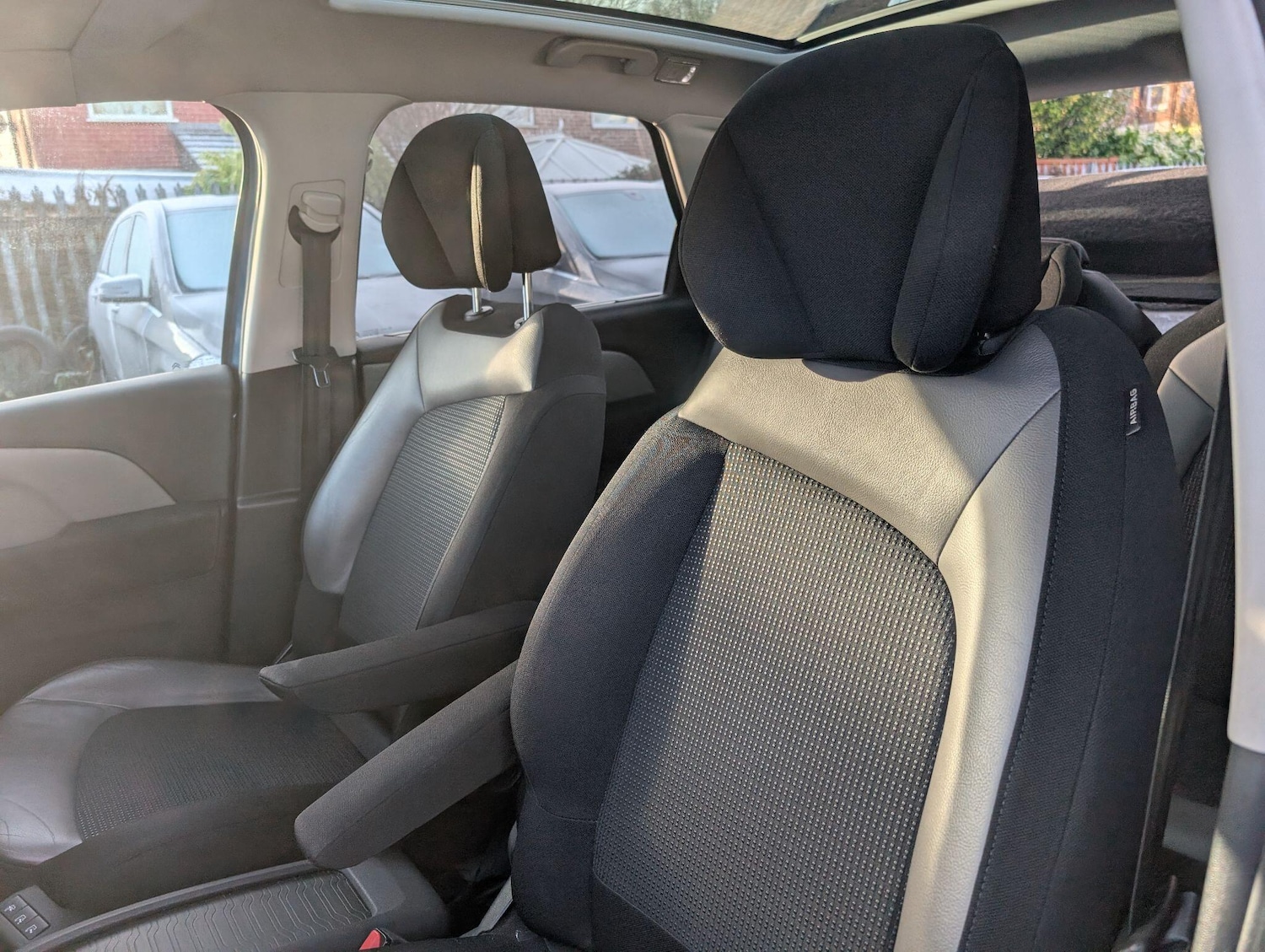 Used Citroen C4 Picasso 2013 for sale - 76701363: Photo 39