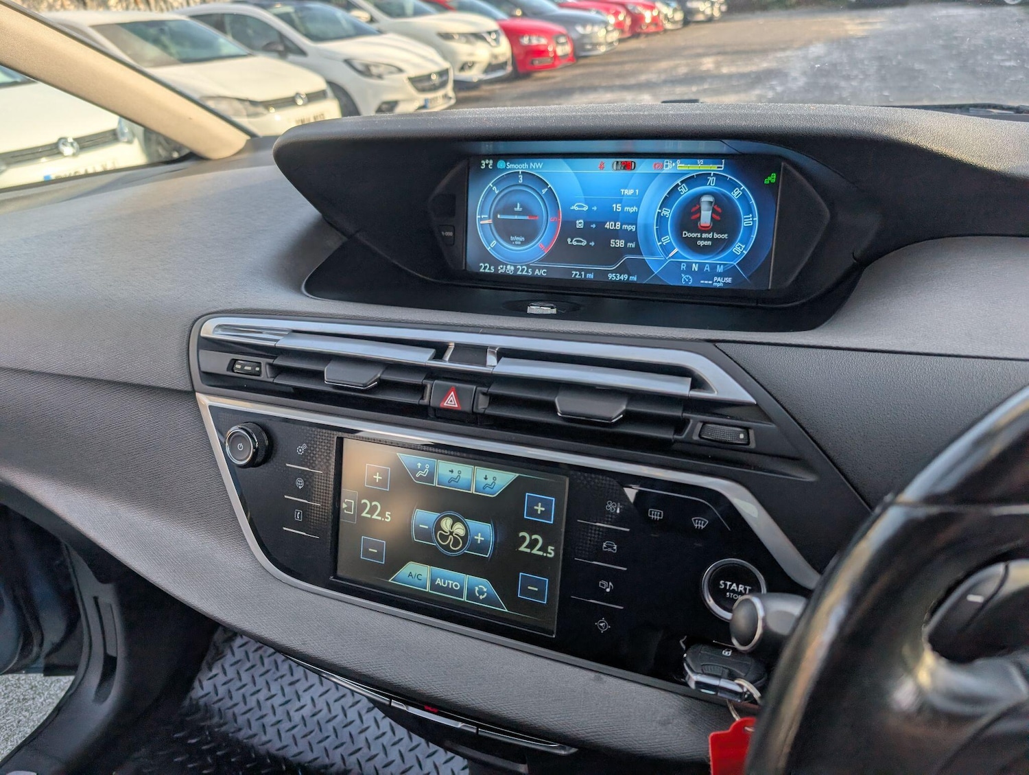 Used Citroen C4 Picasso 2013 for sale - 76701363: Photo 53