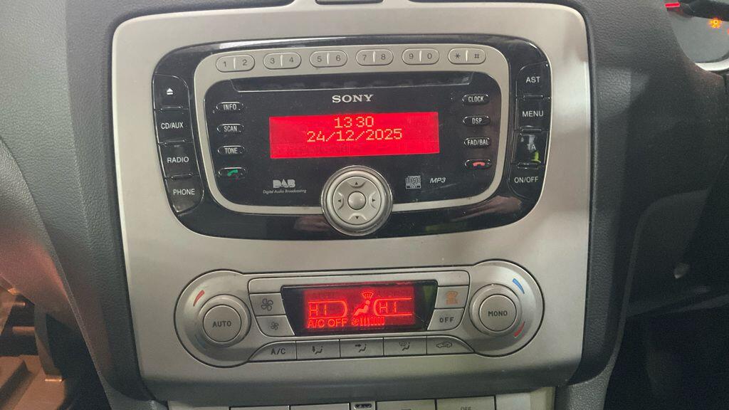 Used Ford Focus 2010 for sale - 77091209: Photo 23