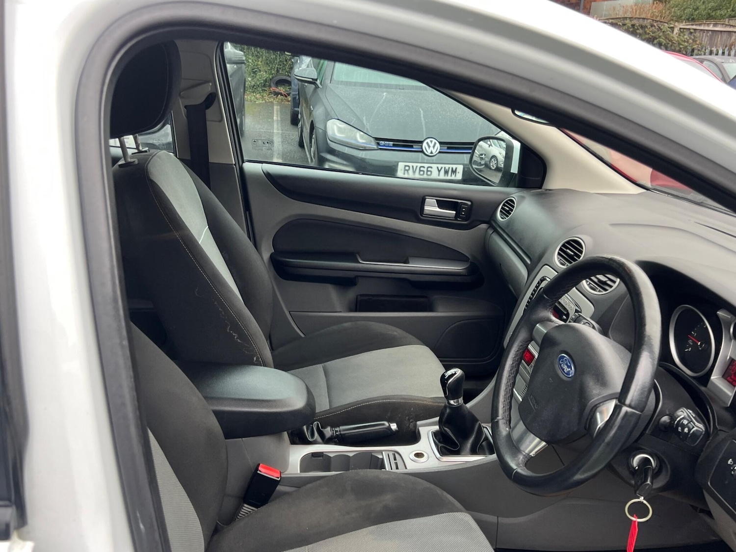 Used Ford Focus 2010 for sale - 77091209: Photo 27