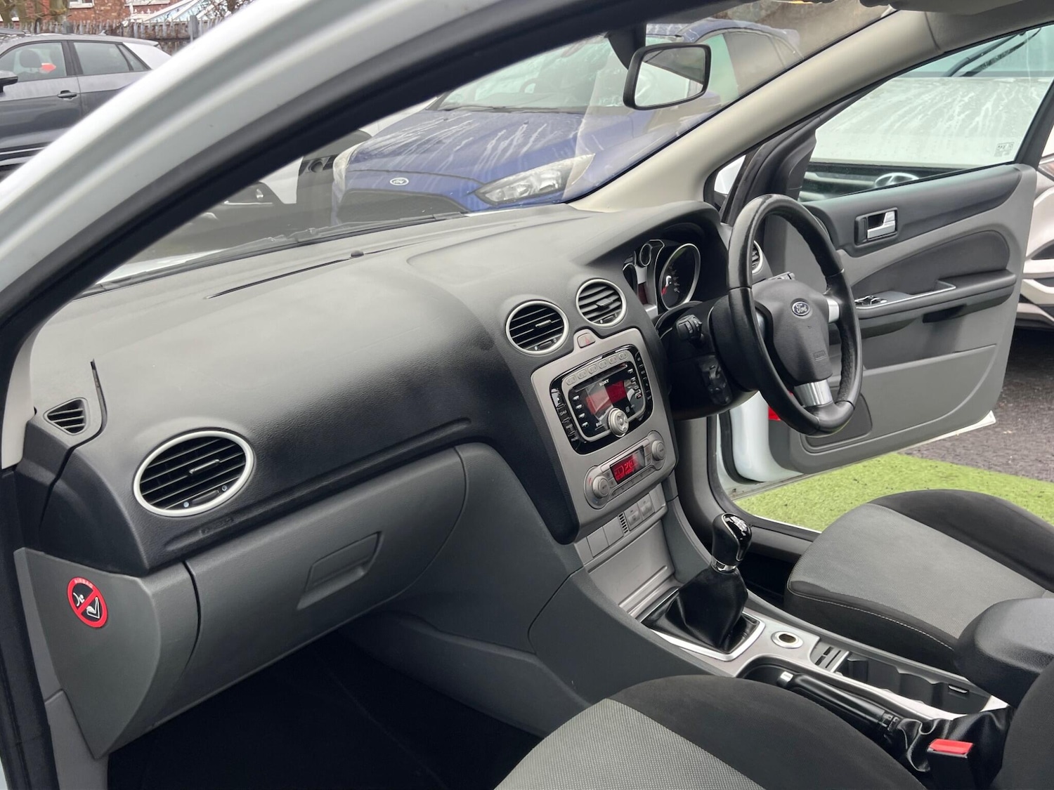 Used Ford Focus 2010 for sale - 77091209: Photo 34