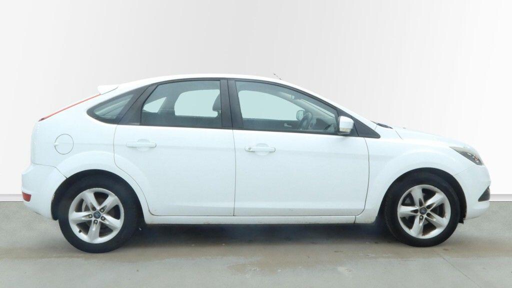 Used Ford Focus 2010 for sale - 77091209: Photo 5