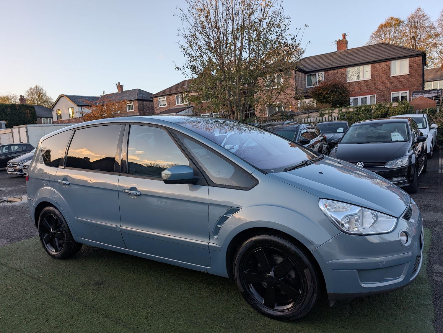 Used Ford S-Max 2010 for sale - 76995957: Photo 4