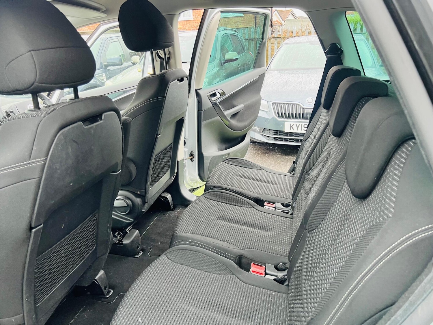 Used Citroen C4 Picasso 2013 for sale - 77854181: Photo 38