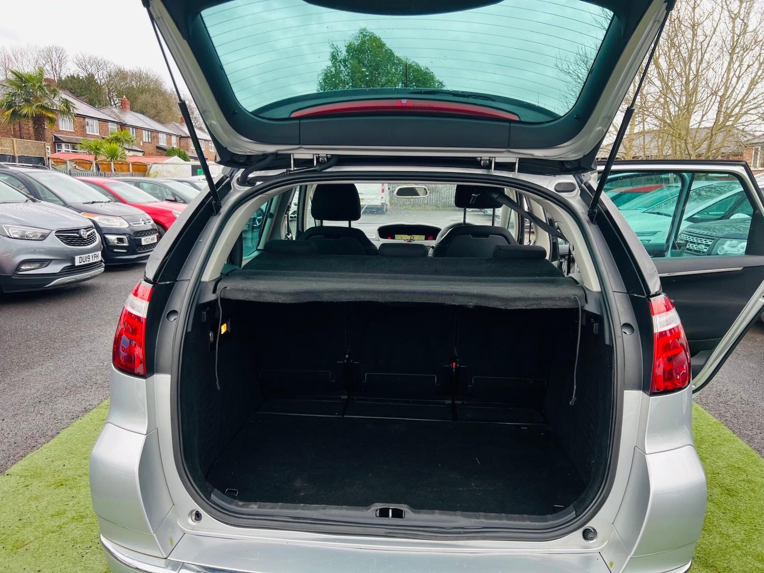 Used Citroen C4 Picasso 2013 for sale - 77854181: Photo 39