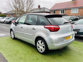 Used Citroen C4 Picasso 2013 for sale - 77854181: Photo