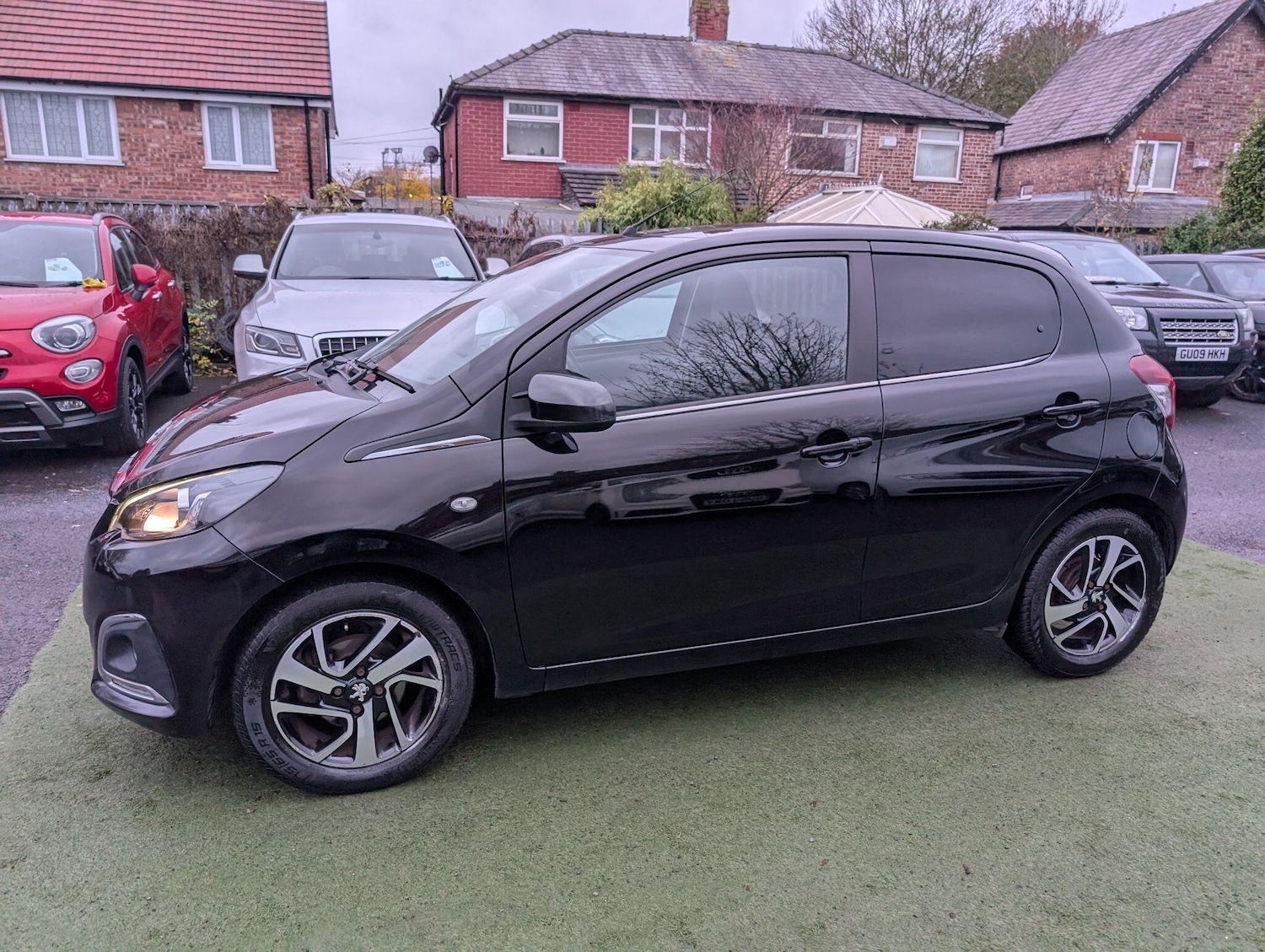 Used Peugeot 108 2016 for sale - 76456972: Photo 11
