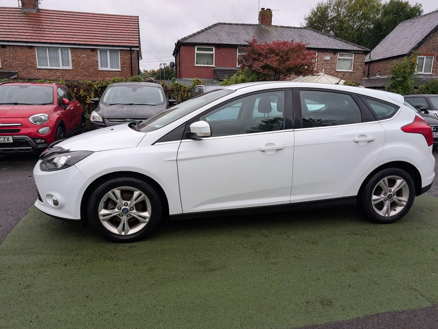 Used Ford Focus 2013 for sale - 76042852: Photo 16