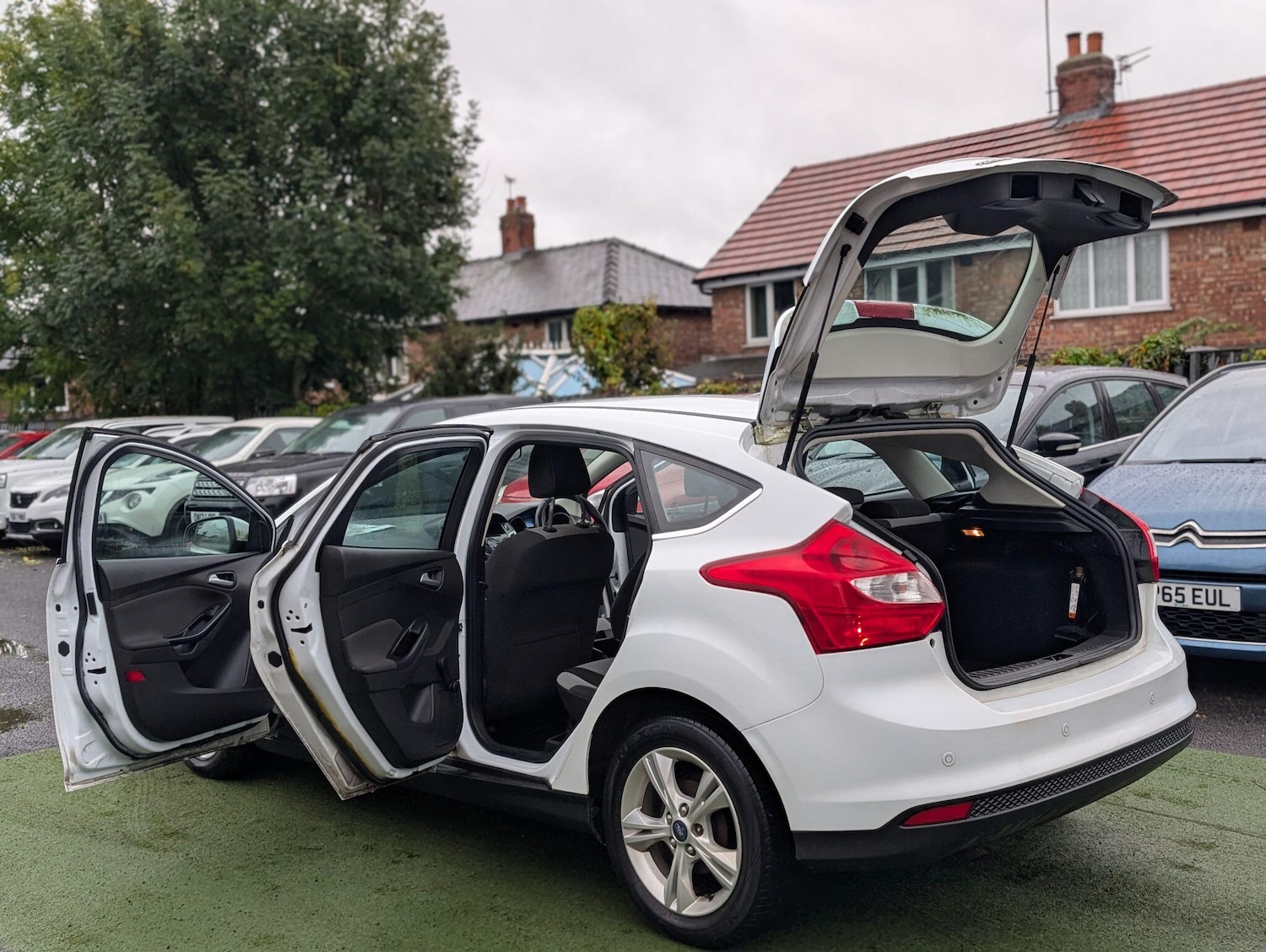 Used Ford Focus 2013 for sale - 76042852: Photo 43