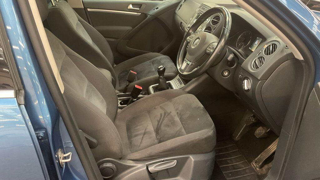 Used Volkswagen Tiguan 2015 for sale - 76562359: Photo 9