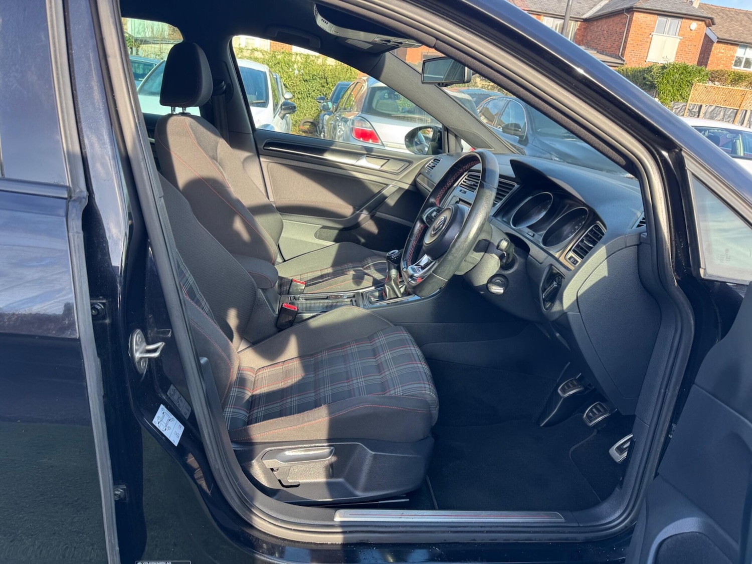 Used Volkswagen Golf 2014 for sale - 77255236: Photo 37