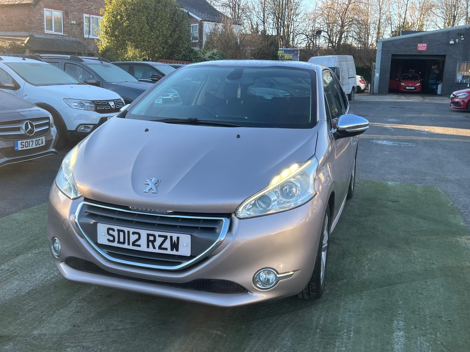 Used Peugeot 208 2012 for sale - 77097628: Photo 20