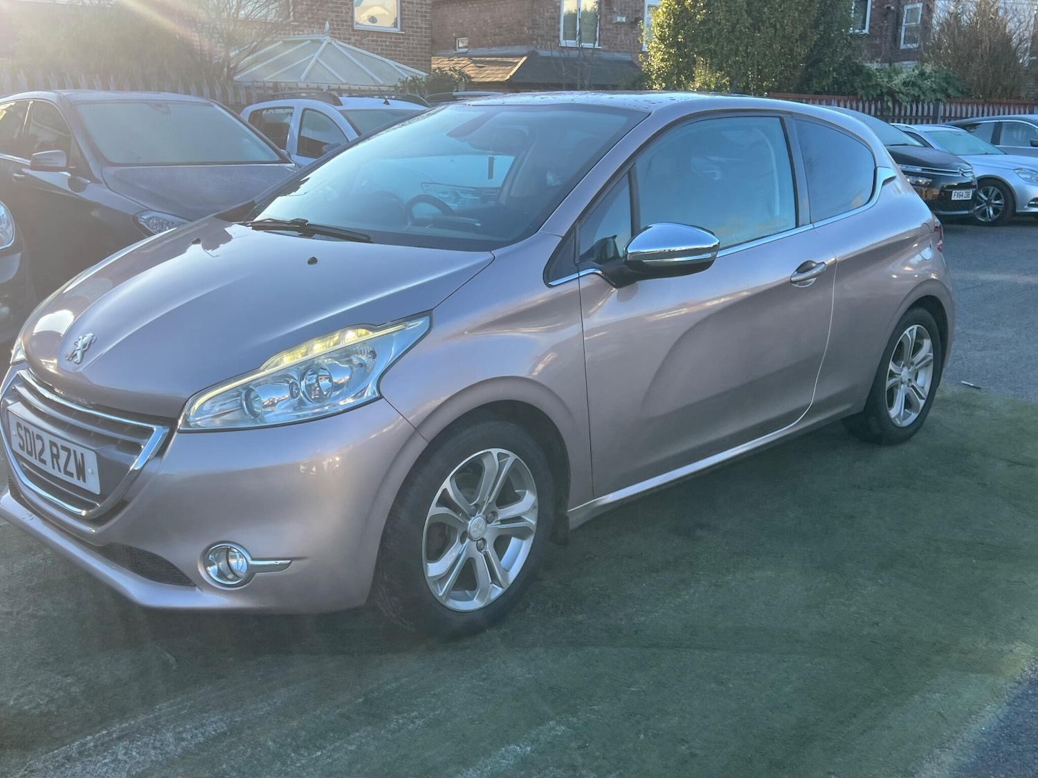 Used Peugeot 208 2012 for sale - 77097628: Photo 23
