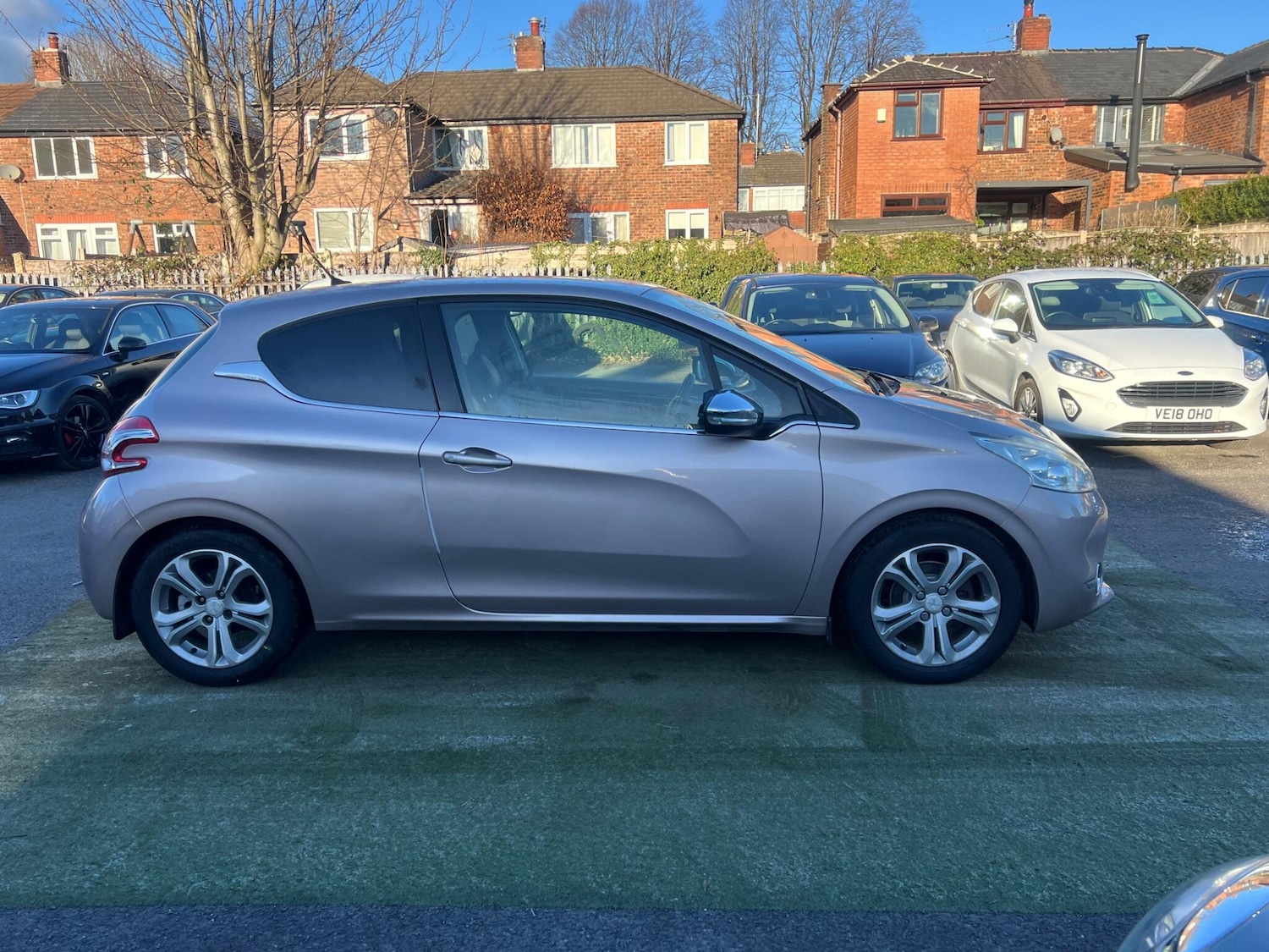 Used Peugeot 208 2012 for sale - 77097628: Photo 39