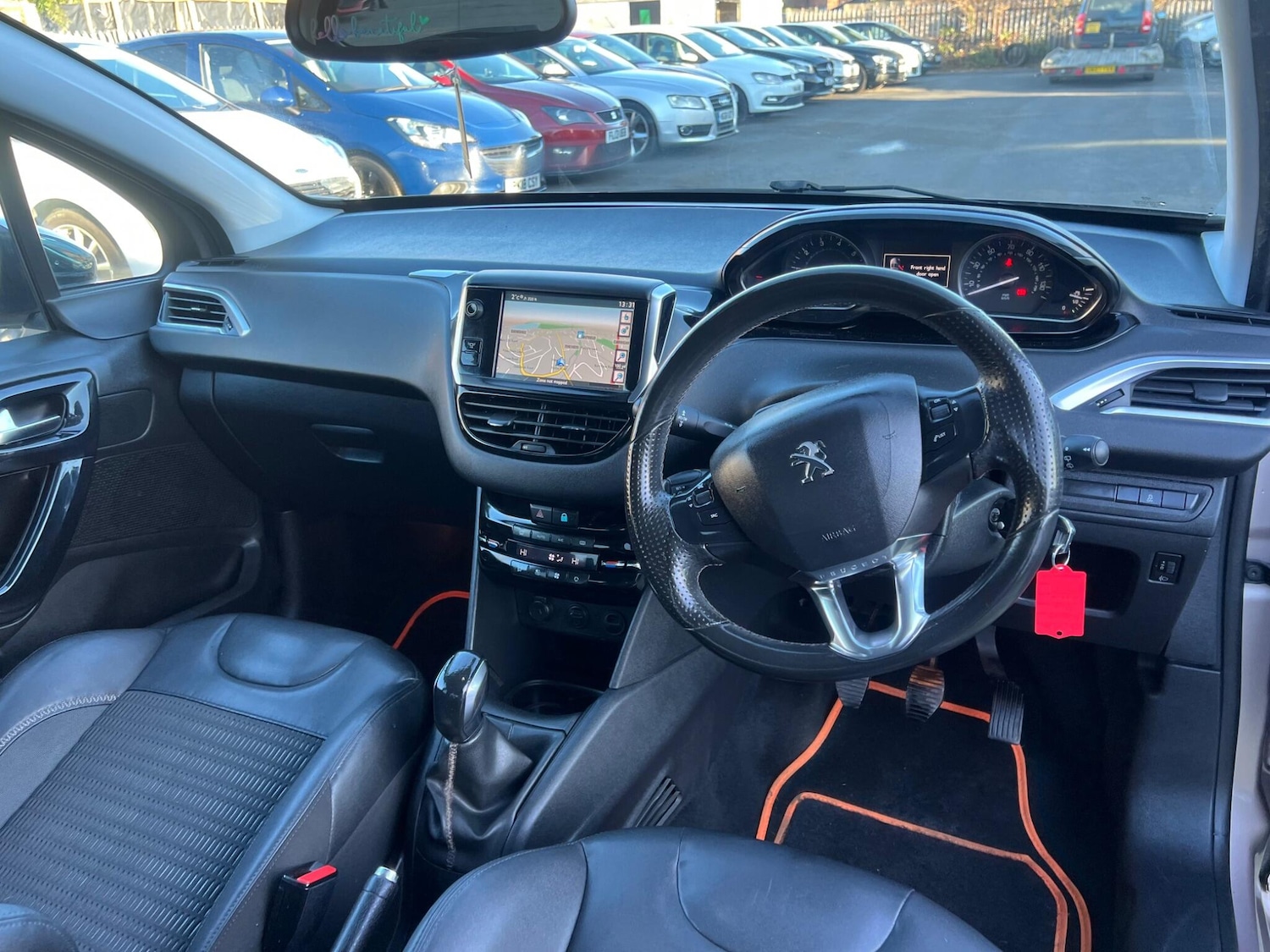 Used Peugeot 208 2012 for sale - 77097628: Photo 49