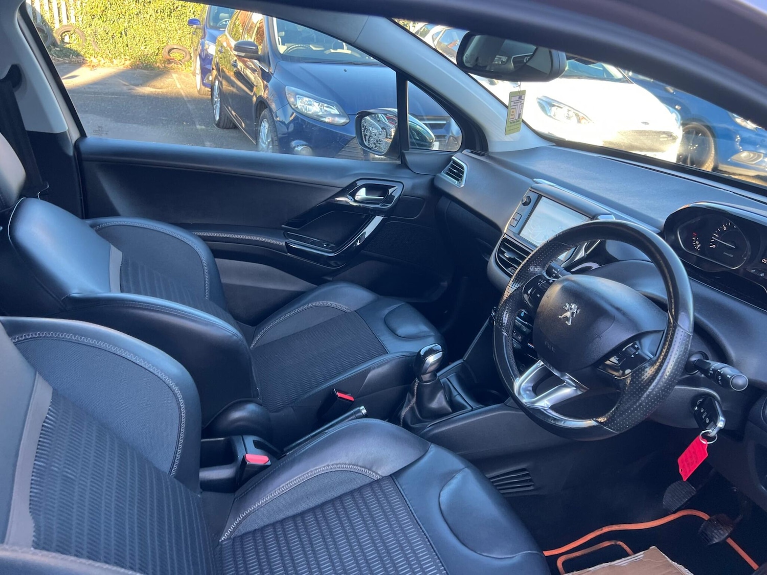 Used Peugeot 208 2012 for sale - 77097628: Photo 55