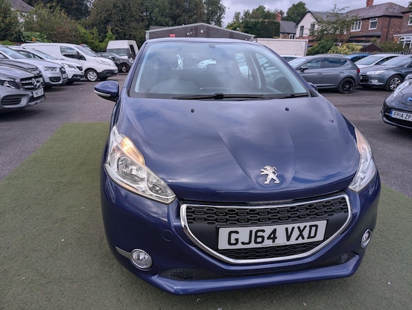 Used Peugeot 208 2014 for sale - 76189945: Photo 12