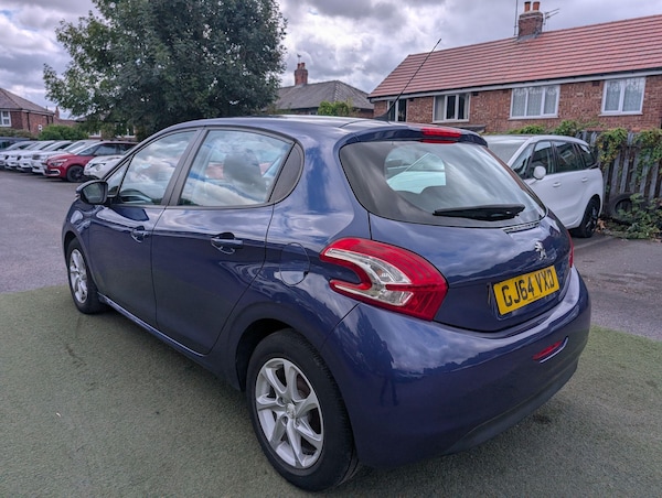 Used Peugeot 208 2014 for sale - 76189945: Photo 23