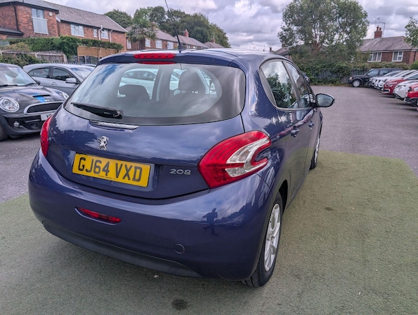 Used Peugeot 208 2014 for sale - 76189945: Photo 28