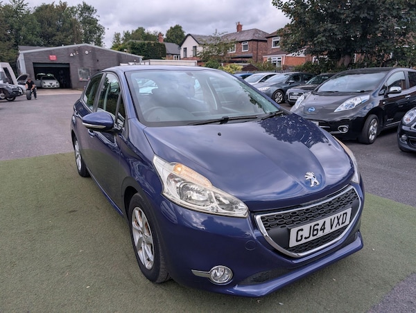 Used Peugeot 208 2014 for sale - 76189945: Photo 36