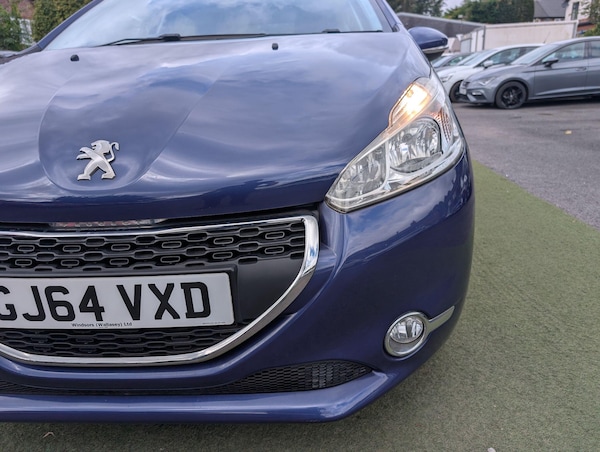 Used Peugeot 208 2014 for sale - 76189945: Photo 38