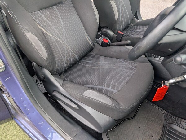 Used Peugeot 208 2014 for sale - 76189945: Photo 52