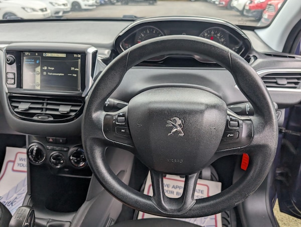 Used Peugeot 208 2014 for sale - 76189945: Photo 53