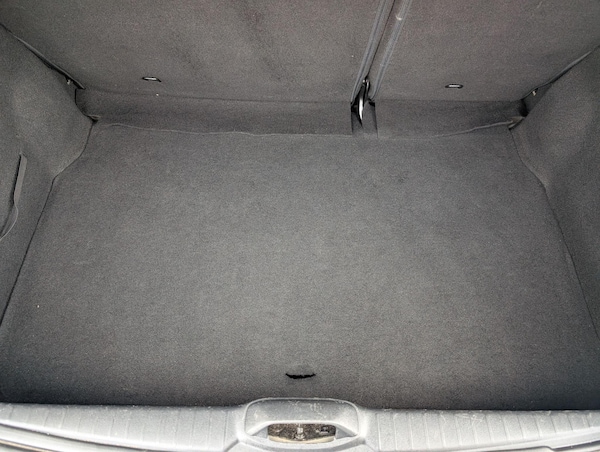 Used Peugeot 208 2014 for sale - 76189945: Photo 64