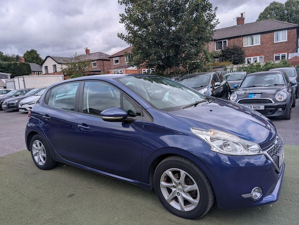 Used Peugeot 208 2014 for sale - 76189945: Photo 8