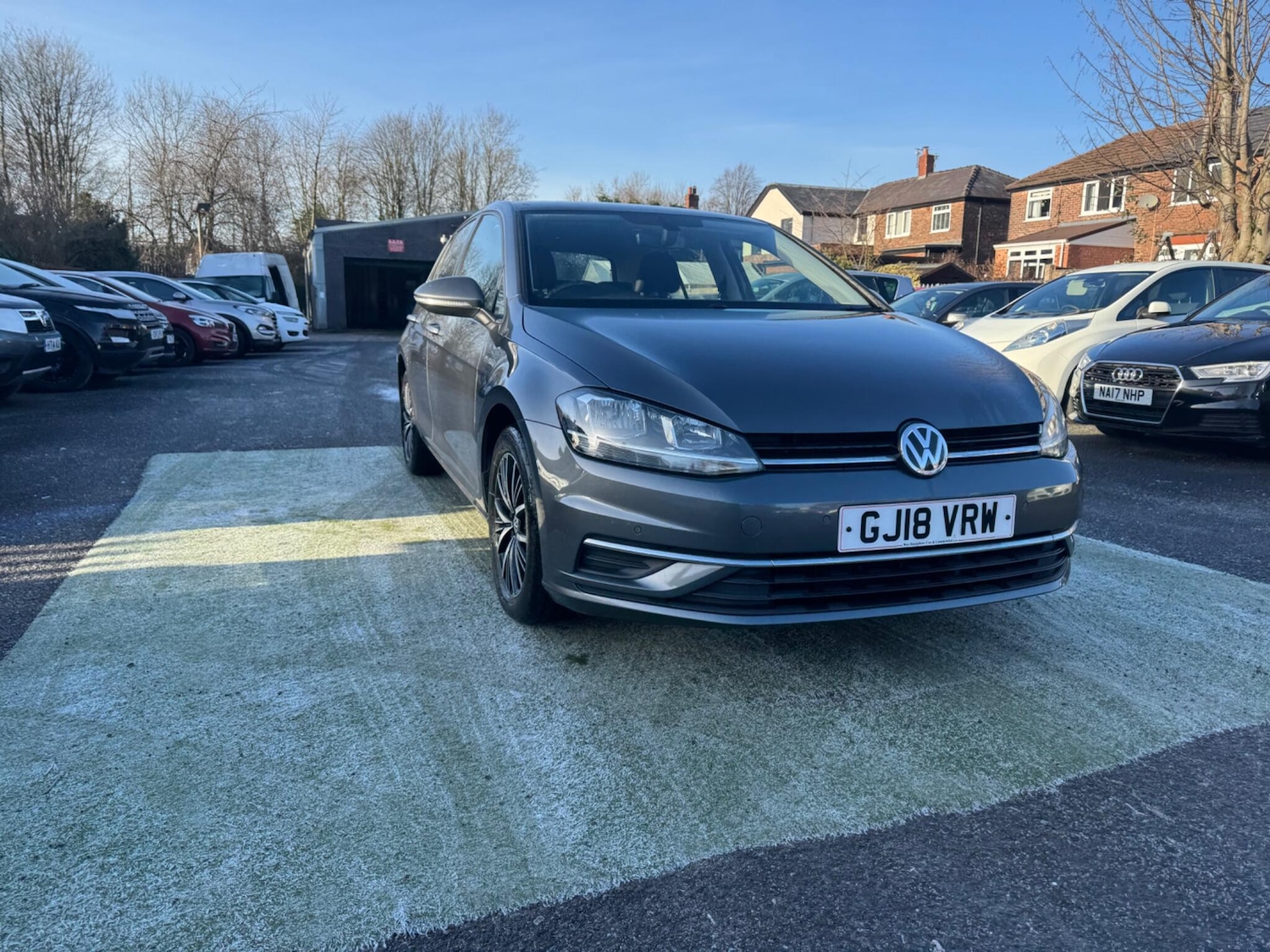 Used Volkswagen Golf 2018 for sale - 77163351: Photo 2