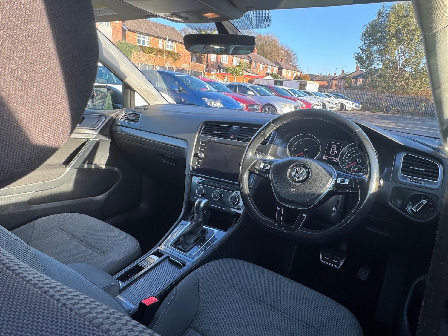 Used Volkswagen Golf 2018 for sale - 77163351: Photo 43