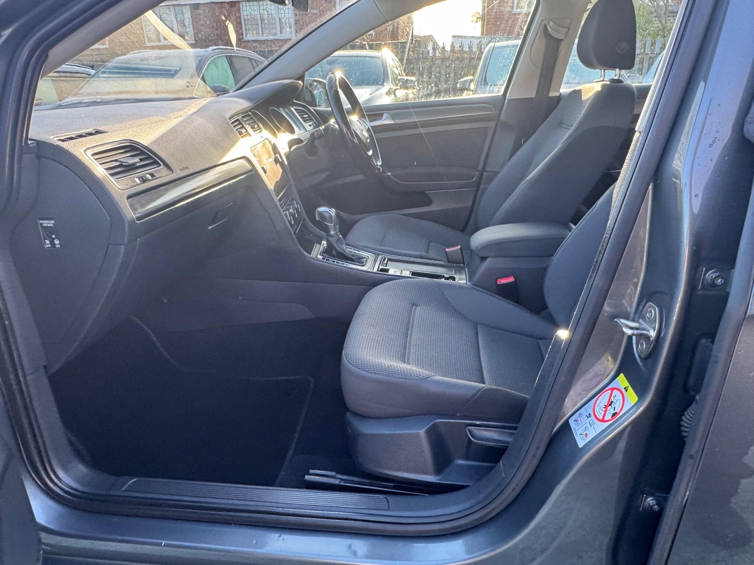 Used Volkswagen Golf 2018 for sale - 77163351: Photo 53