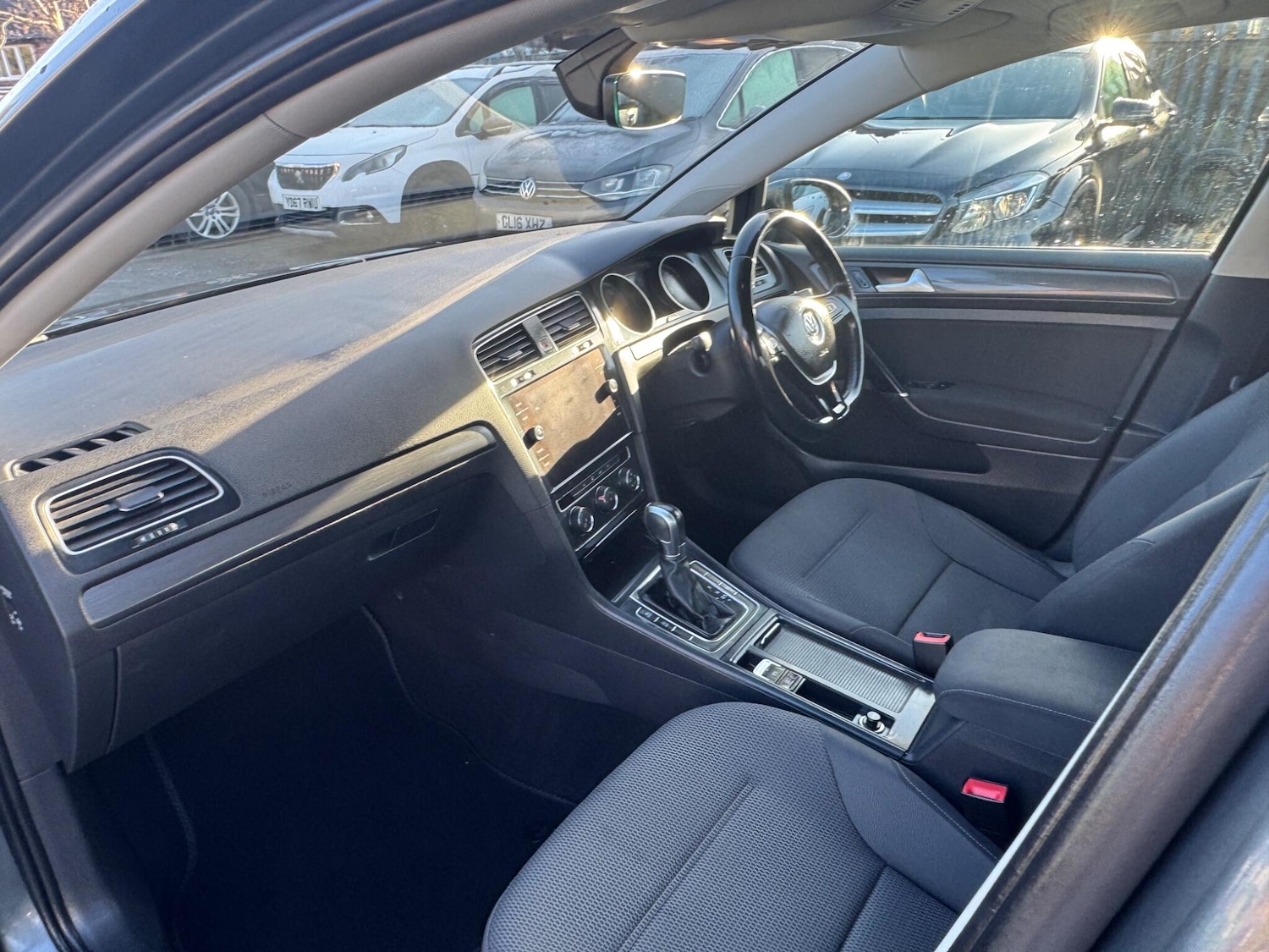 Used Volkswagen Golf 2018 for sale - 77163351: Photo 56