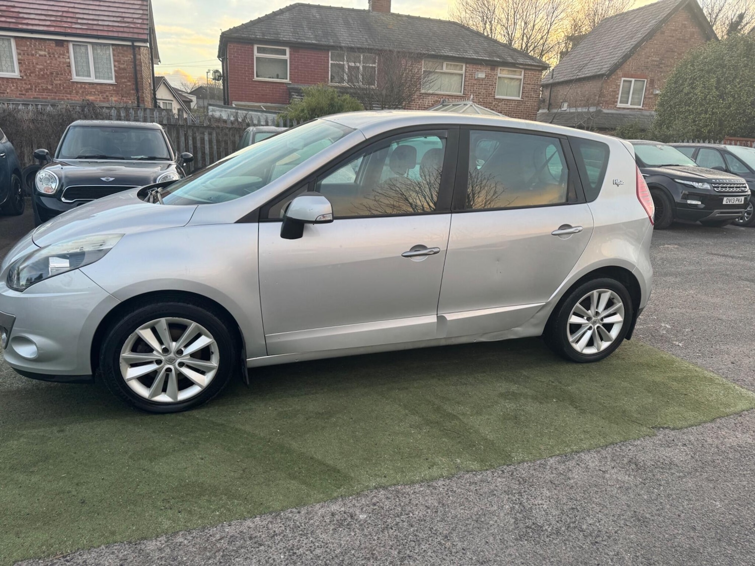 Used Renault Scenic 2012 for sale - 77090847: Photo 18