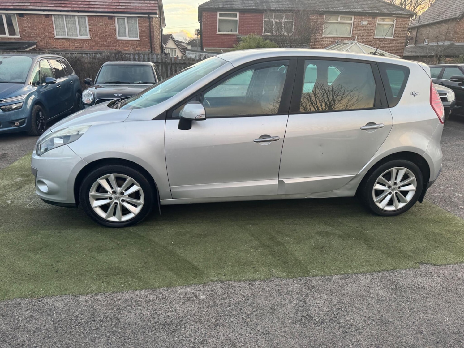 Used Renault Scenic 2012 for sale - 77090847: Photo 20