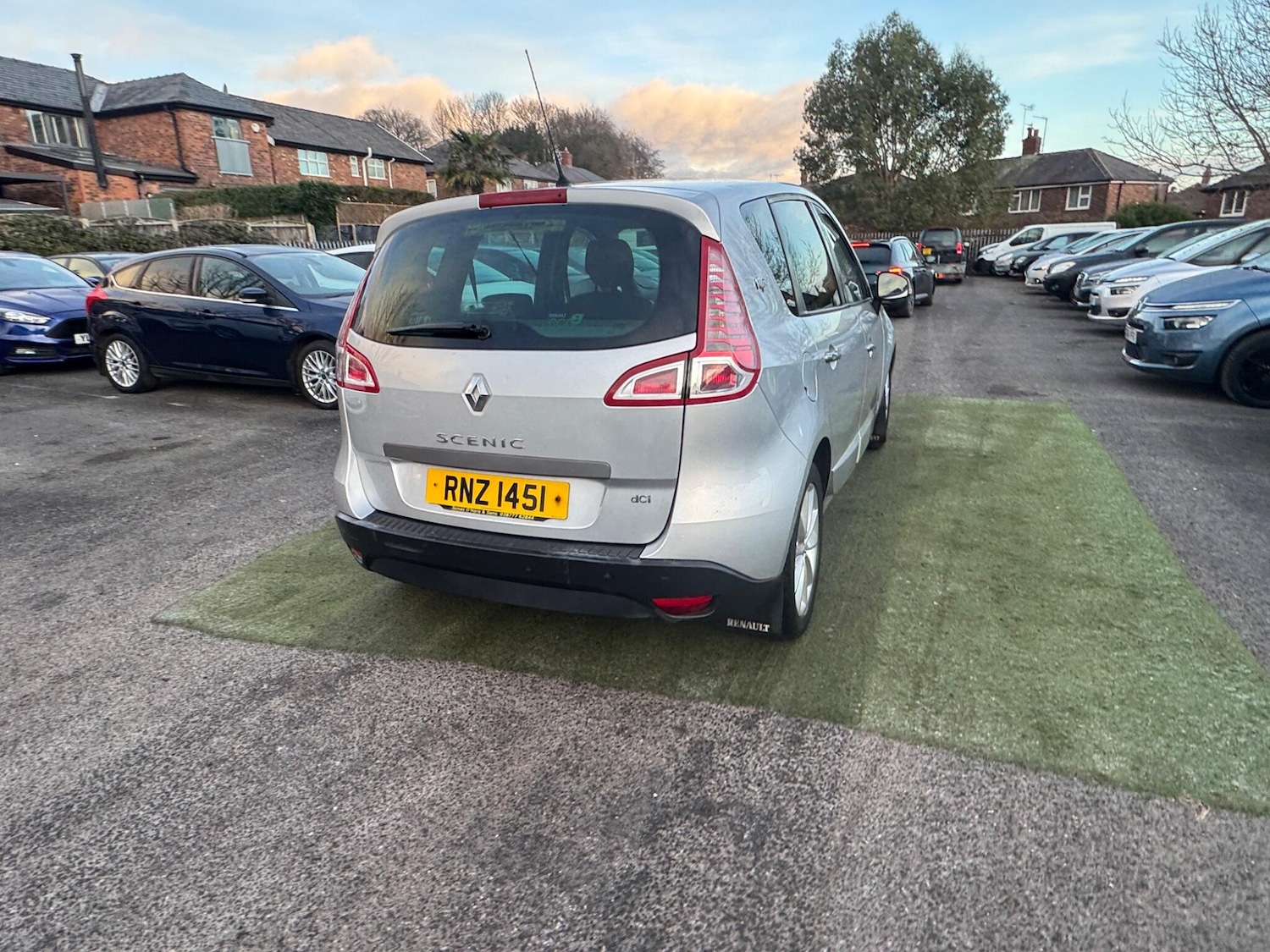 Used Renault Scenic 2012 for sale - 77090847: Photo 32