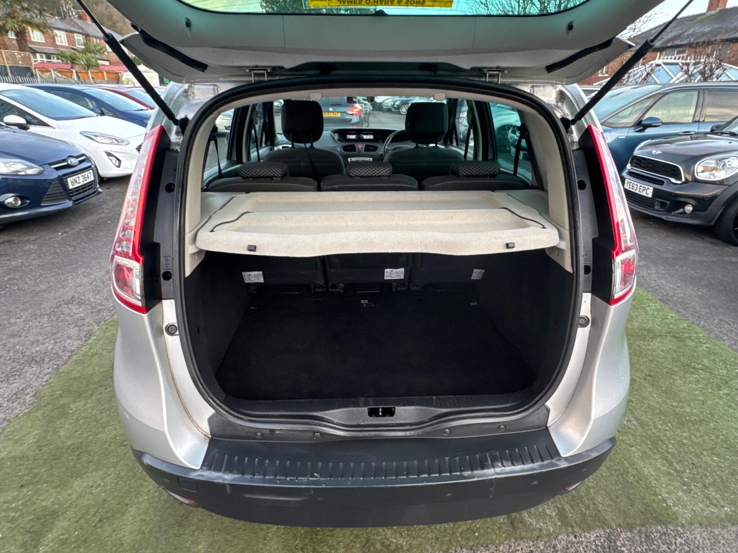 Used Renault Scenic 2012 for sale - 77090847: Photo 46