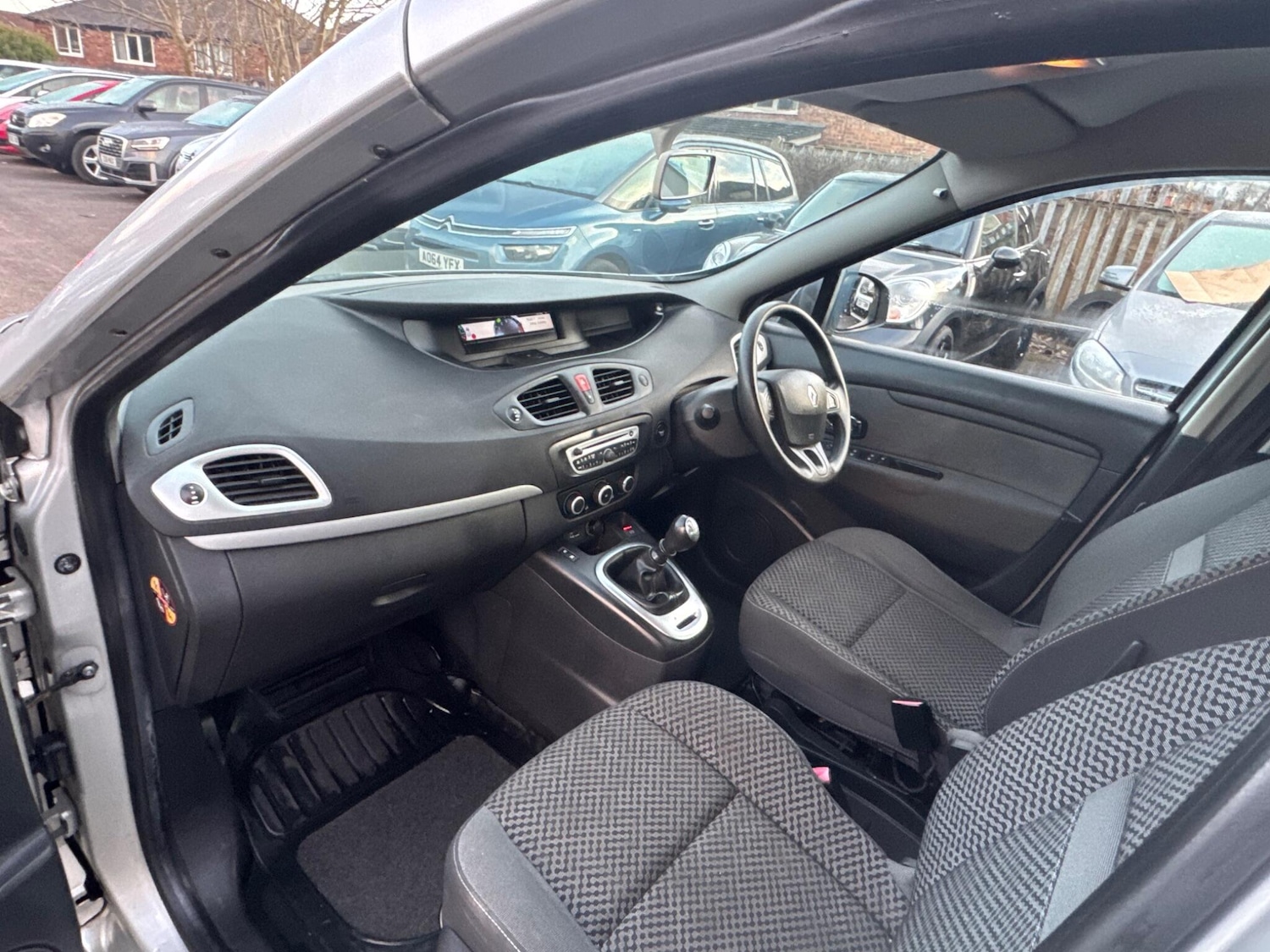 Used Renault Scenic 2012 for sale - 77090847: Photo 47